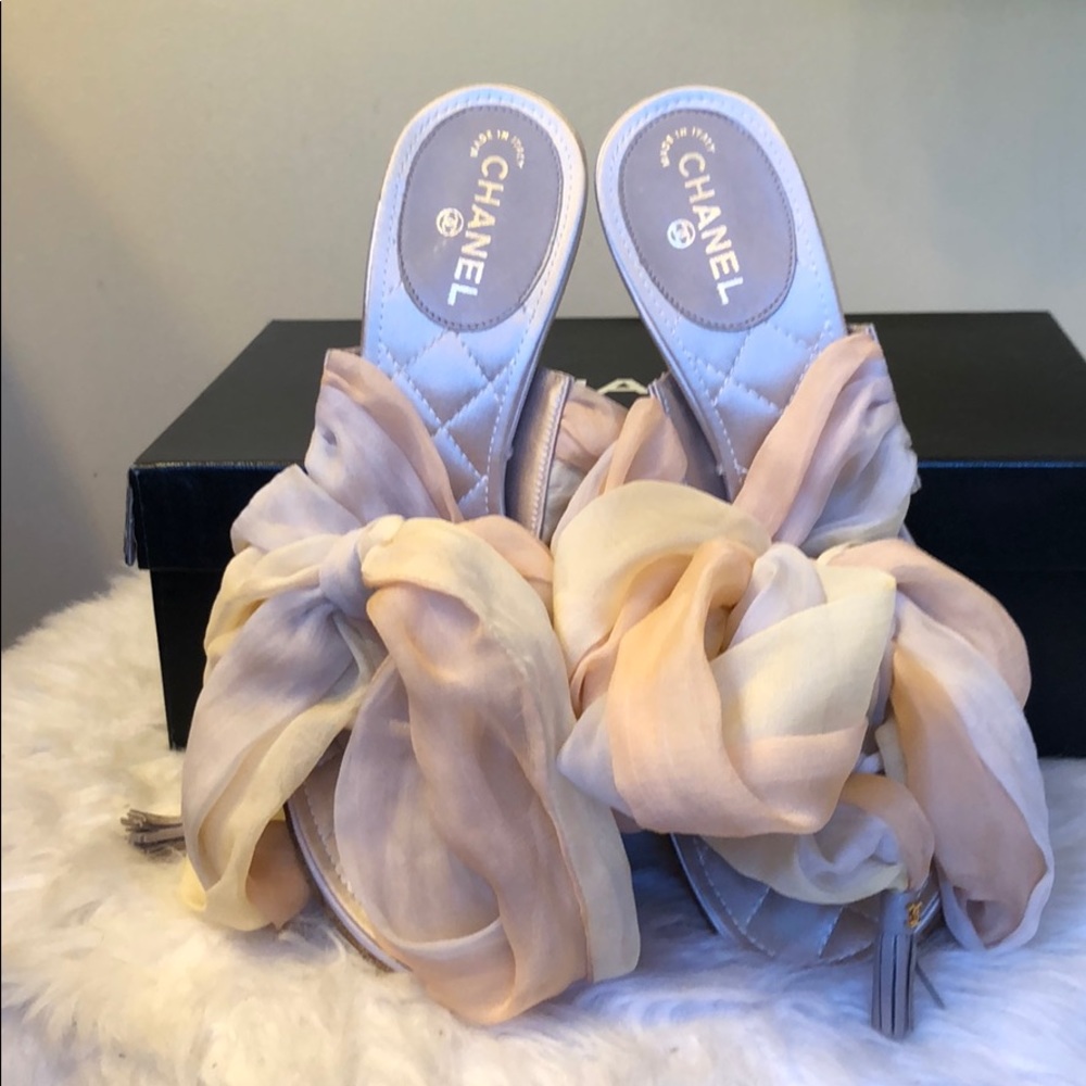 Chanel Sandler size 7